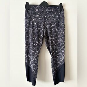 Lululemon Abstract Floral Mesh Panel Leggings – Size 10